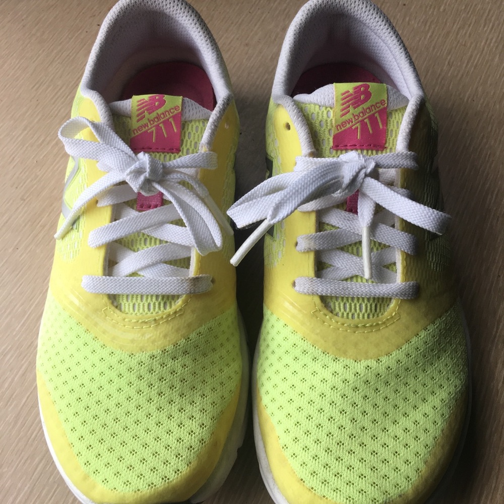 🔥💖Neon New Balance WX711Y🎊🔥